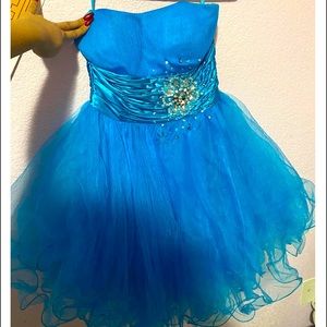 blue off the shoulder puffy prom dress